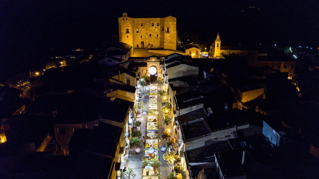 Hotel Paradiso Delle Madonie Кастельбуоно Екстер'єр фото