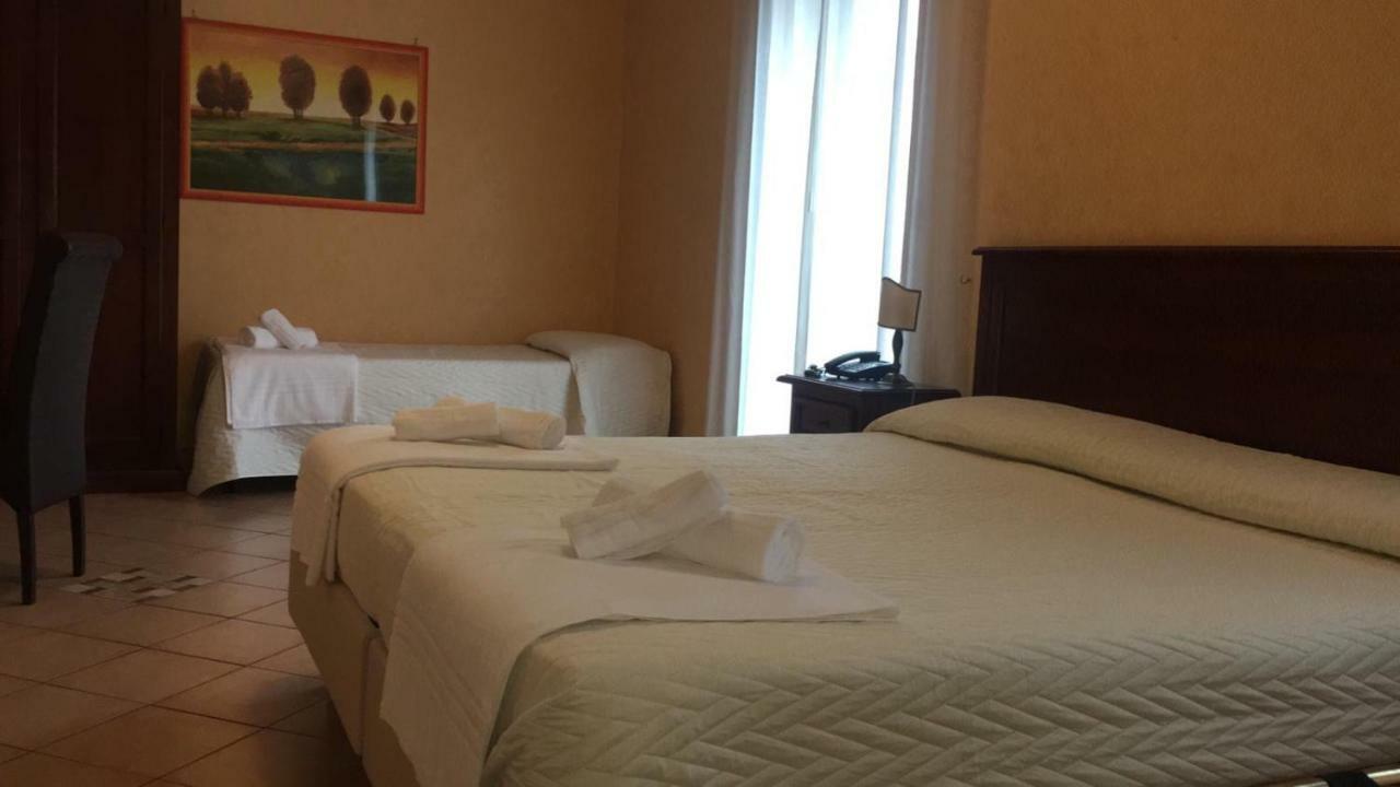 Hotel Paradiso Delle Madonie Кастельбуоно Екстер'єр фото